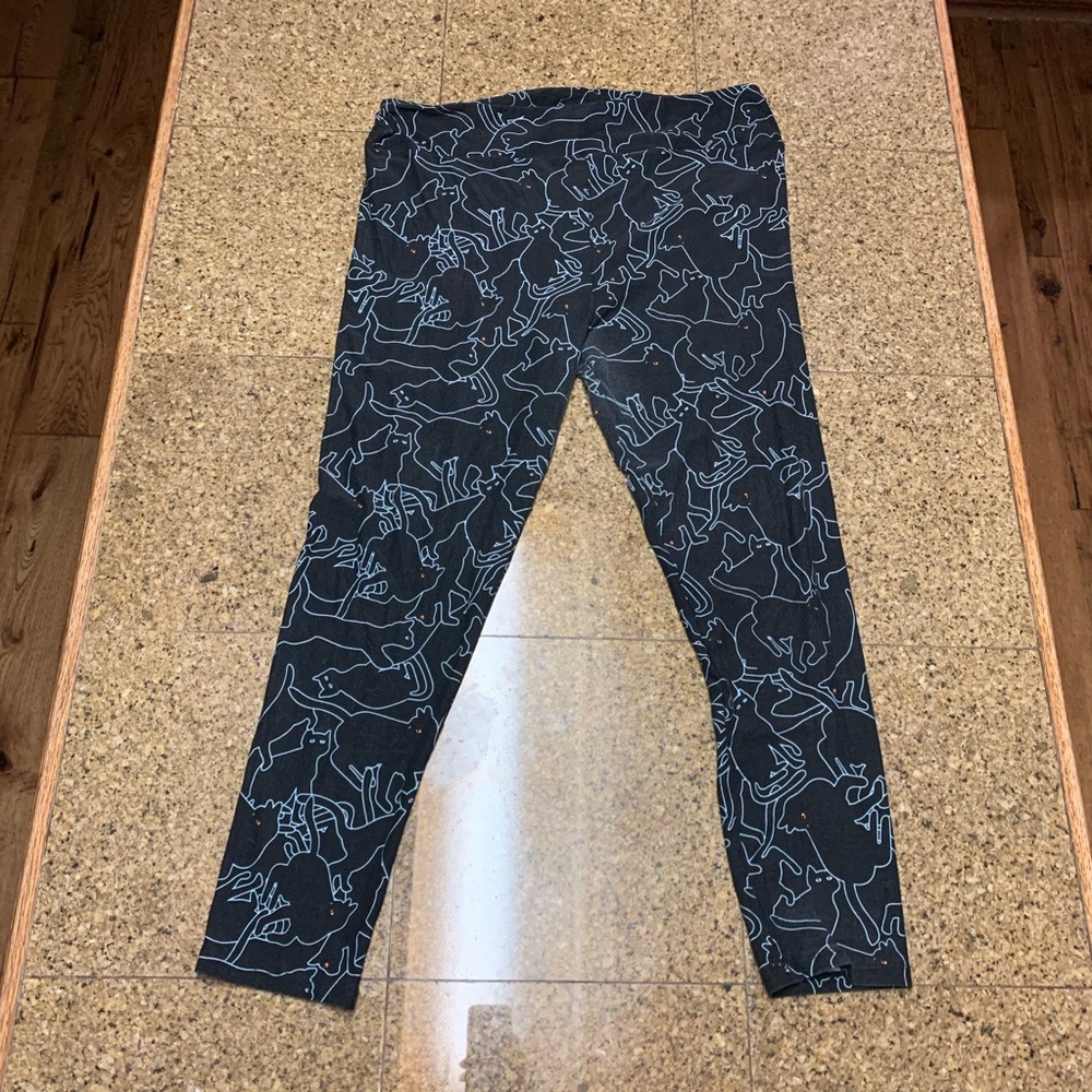 LuLaRoe Leggings - TC2 - Cat Pattern